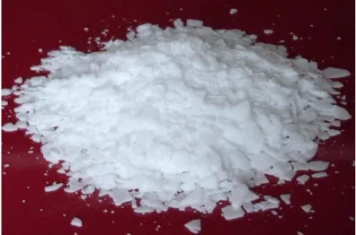 Gambar 2.6.Serpihan Alkali (NaOH) 