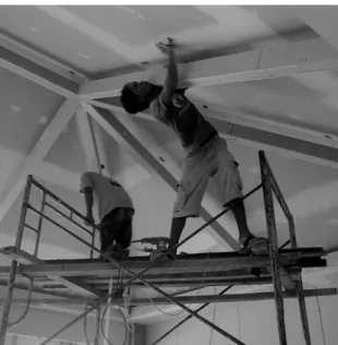 Gambar 1 Pekerjaan ceiling renovasi rumah 