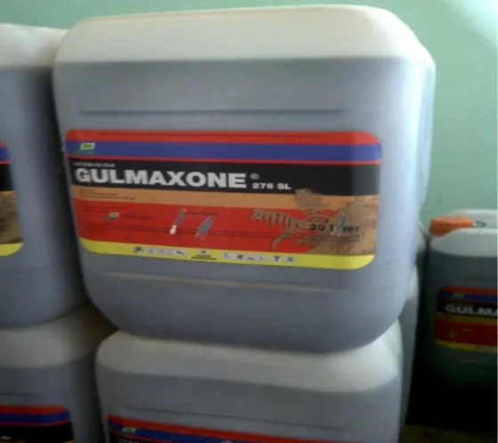 Gambar 3. Herbisida Gulmaxone dengan bahan aktif  Paraquate 