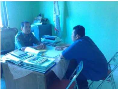 Foto dengan Kepala Desa Krimun 