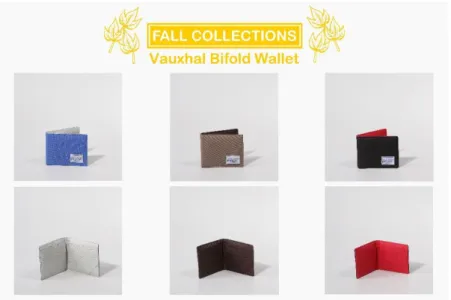 Gambar 1.3  Katalog Vauxhall Bifold  Sumber: Data Internal Wallts  2.  Cornwall Bifold 
