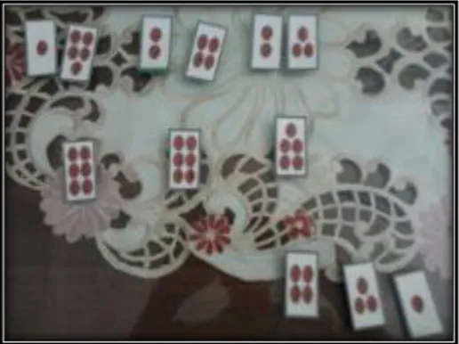 gambar  biji  congklak,  kartu  kelima  terdiri  lima gambar biji congklak, sedangkan kartu  keenam terdiri enam  gambar biji congklak