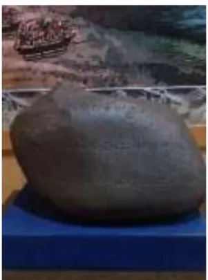 Gambar 1. Replika Prasasti Kedukan Bukit. 