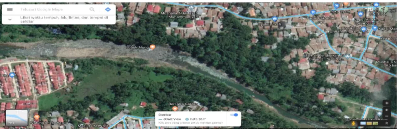 Gambar 3.  Hulu DAS Batang Arau dengan rumah penduduk yang padat foto diambil melalui google map 