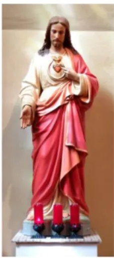 Gambar II. 8 Patung Yesus Kristus Hati Kudus 