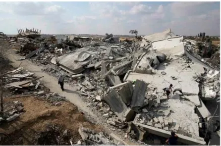 Gambar 2 Wilayah Jalur Gaza luluh lantak dibom militer Israel.  