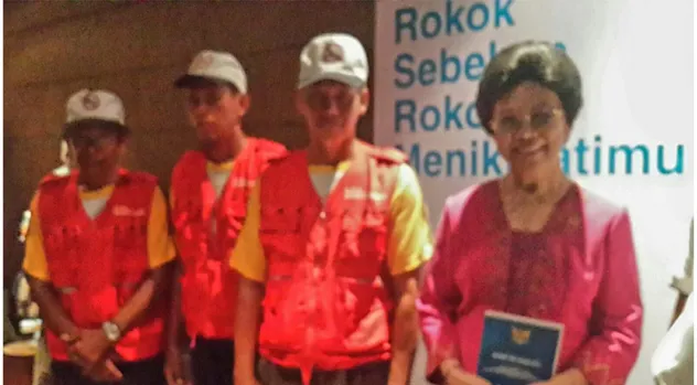 Gambar 3.7 Komunitas Becak Tanpa Rokok menghadiri undangan yang diberikan  oleh Menteri Kesehatan Indonesia ke-19 Dr