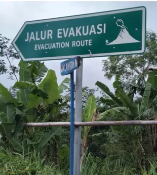 Gambar 4. 6 Rambu jalur evakuasi     Sumber: Dusun Kalitengah Kidul 