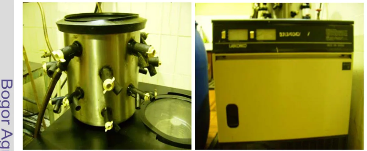 Gambar 4. Freeze Dryer Skala Laboratorium Merk Labconco. 