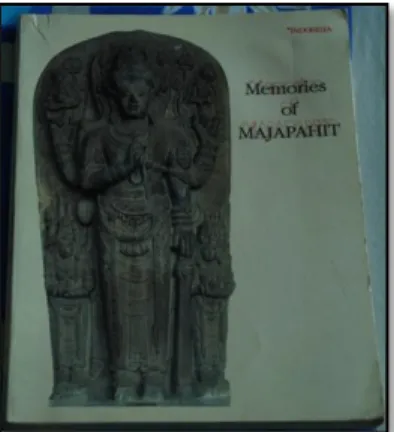 Gambar 1 Cover Buku Memories of Majapahit. 