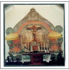 Gambar 12. Ornamen altar dan tabernakel. 