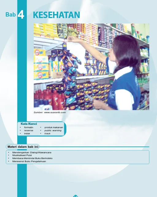 gambar petugas BPOM sedang memeriksa beberapa tempat mkanaan di supermarket