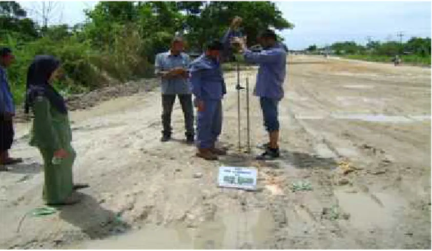 Gambar  di  atas  merupakan  bagian  hasil  surve  lapangan yang penulis  lakukan  bersama  karyawan  PT  Virajaya  Riauputra  yang berlokasi jalan kubang raya kilo meter Lima (5).