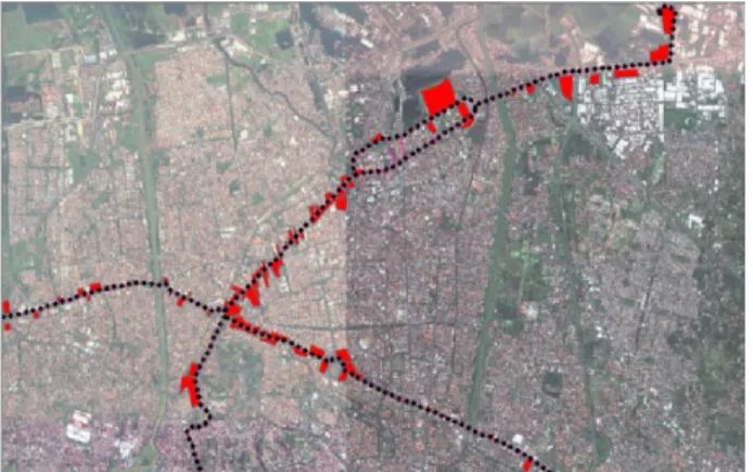Gambar 3. Plotting posisi shelter pada MapSource dan ArcGis 9.3  3.5.  Building Network dataset  