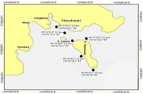 Gambar 1.  Peta Teluk Doreri yang memperlihatkan lokasi sampling (bulat hitam) dan koordinat  