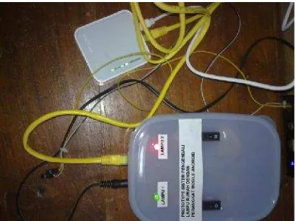 Gambar 9.  Rangkaian Pengendali Lampu Rumah terhubungdengan Wifi Router