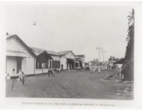 Gambar 3. Lapangan Stasiun Kereta Api  Sukabumi yang telah diperbaharui  Sumber:  Koleksi Perpustakaan Nasional 