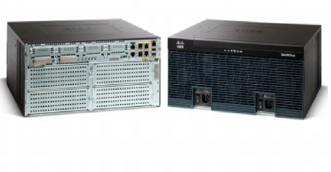 Gambar 4.2 Router Cisco 3945 
