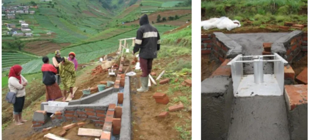 Gambar 10.  Proses konstruksi plot erosi. Dari kiri ke kanan:  Pembangunan  penampung sedimen berupa gutter dan pemasangan chinong meter