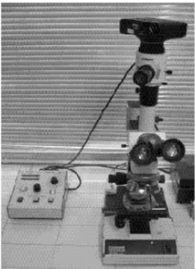 Gambar 3.9. Mikroskop Optik dan Kamera di Laboratorium Metalurgi U.K. Petra 