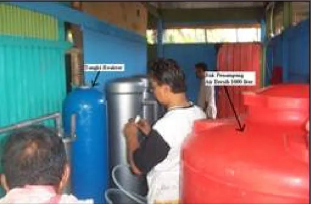 Foto 5 :  Tangki reaktor dan bak penampung air bersih volume 1000 liter. 