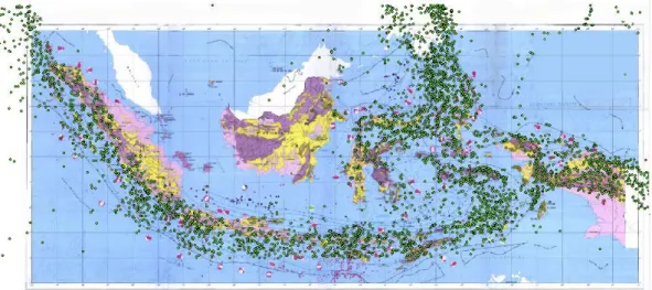 Gambar IV-5 Sebaran episenter gempa utama di indonesia. tahun  pengamatan  1897-2007 dengan magnitude minimum 5.0 dan kedalaman maksimum 250 km 