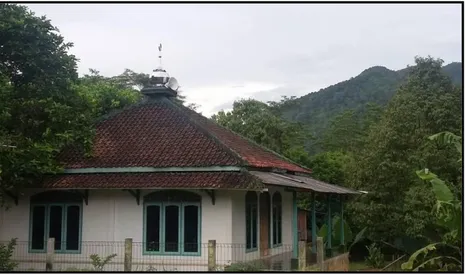 Gambar 3.3: Foto Masjid Nurul Falah Dusun Cigaok 