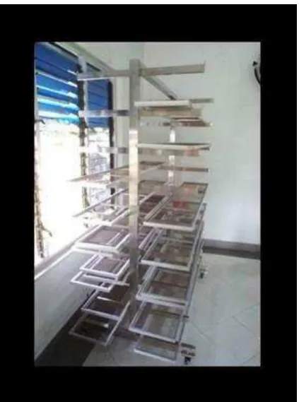 Gambar 12  Mesin pemecah kedelai  