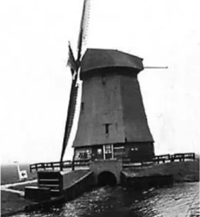 Gambar 1.2. menunjukan bahwa windmills di atas  memiliki rotor yang relatif  kecil  dengan  diameter  berkisar  satu  meter  hingga  beberapa  meter