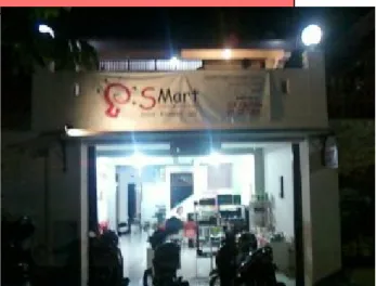 Gambar 1 Outlet Simple Market Semarang