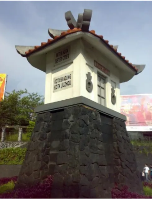 Gambar 2.5 Monumen Sister City Kota Bandung-Kota Liuzhou 
