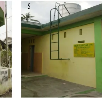 Gambar 4.2 dan 4.3 : Ketua KSM Bunga Tanjung Di Depan Bangunan  MCK+ di Lorong Ujung Tanjung (Kiri) dan Bangunan MCK++ Tahun 2013 