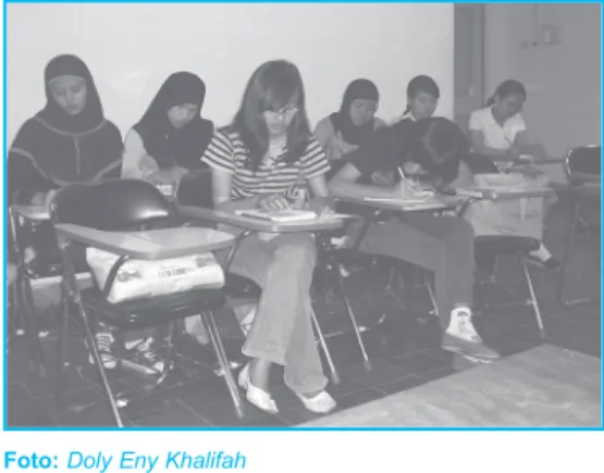 Gambar 2.4 Walaupun bertemu, tanpa  adanya komunikasi, interaksi tidak terjadi.