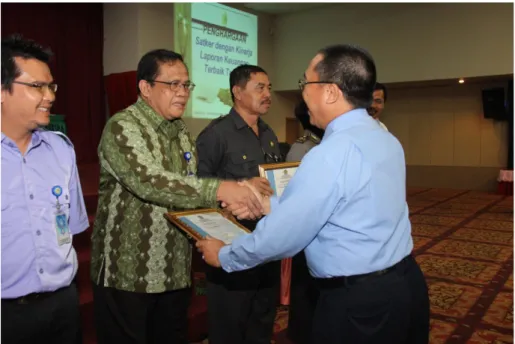 Gambar 1. Penghargaan yang Diterima BPS Provinsi Riau sebagai Korwil Terbaik I  Pengelola BMN se Wilayah DJKN Riau, Sumbar &amp; Kepri
