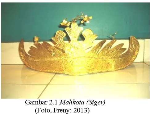 Gambar 2.1 Mahkota (Siger)