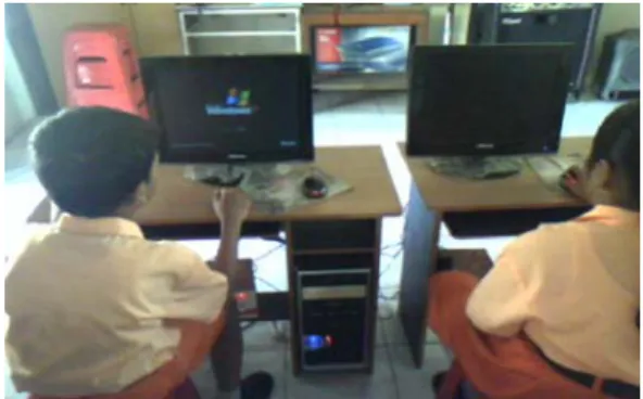 Gambar 2   Menyalakan Komputer Hasil Kloning  PC 