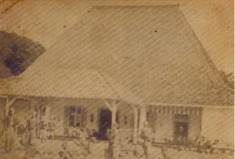 Gambar 4. Pembangunan rumah Kabupaten pada Masa Tjokronegoro III  Sumber: Koleksi pribadi keluarga RM Tejonoto Kusumaningrat 