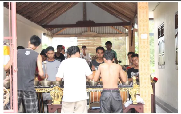 Foto Latihan dan Pementasan 