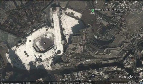 Gambar 3: View rumah kelahiran Nabi Muhammad saw. dari atas 3 . 