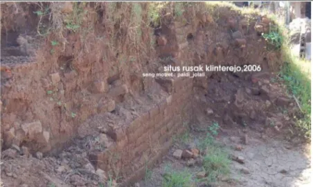 Gambar 3. Situs rusak di Klinterejo   (sumber: majapahitan.blogspot.com) 