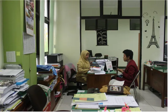 Gambar 5: WawancaradenganIbuRistyawati, ST, M. EngKepala Sub  BidangPerencanaanEkonomiSosialdanBudayaBappeda Kota Yogyakarta 