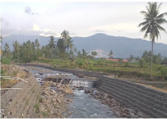 Gambar 1. Pembangunan Bronjong Batu Kali pada Belokan di Batang Limau Manih, Kecamatan Pauh, 