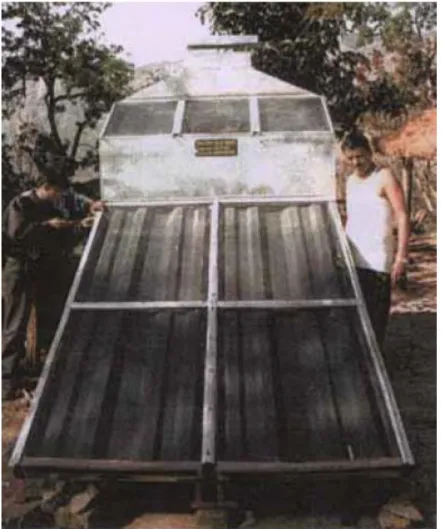Gambar 2.7 Improved solar cabinet dryer  Sumber : Kumar, 2005 
