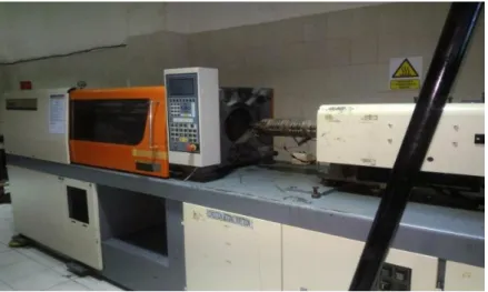 Gambar 3.2 Mesin injection molding  2.  Minitab  