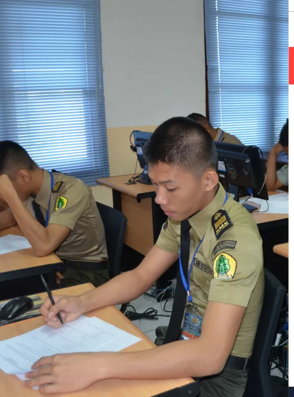 Gambar manakah yang berbeda?
