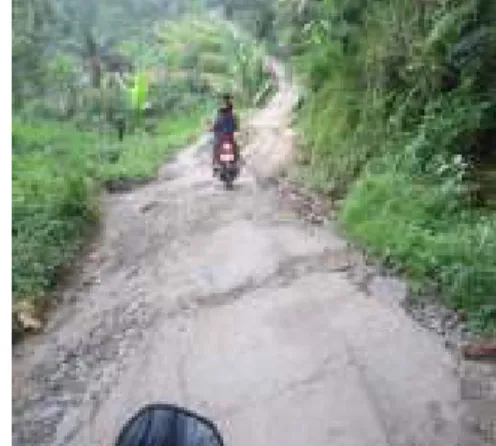 Gambar 4.  Suasana Permukiman di  Desa Gunung Wuled Kecamatan  Rembang (Foto diambil tanggal 24 