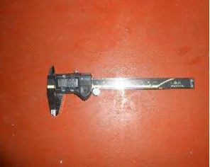 Gambar 3.7. Alat Uji SEM. 