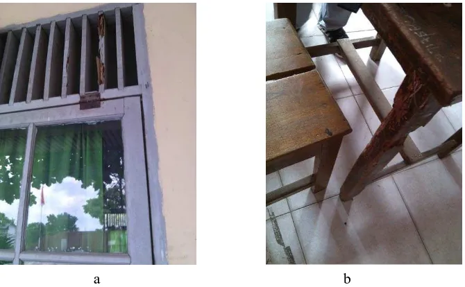 Gambar 2. Komponen yang terbuat dari kayu: a. kusen jendela dan b. meja dan                     kursi  