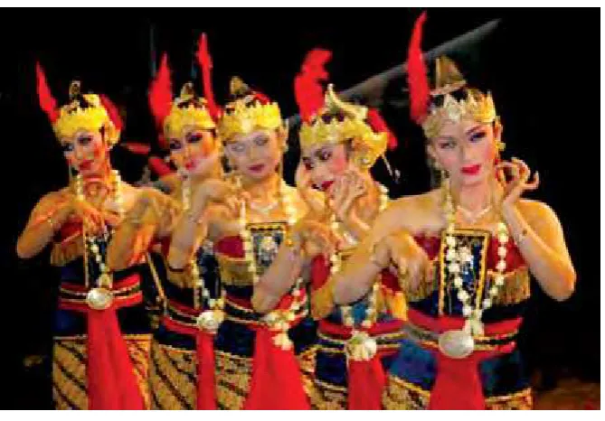 Gambar 5 Tari Gambyong
