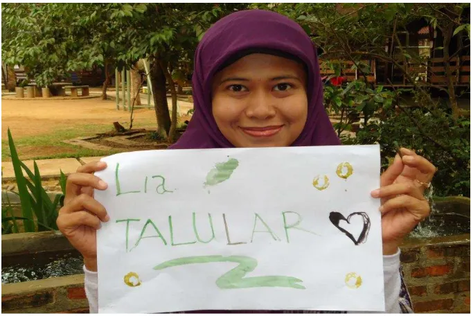 Gambar 10: Kegiatan perancangan media pembelajaran di lokakarya Talular di Sekolah Alam Bogor 2011 